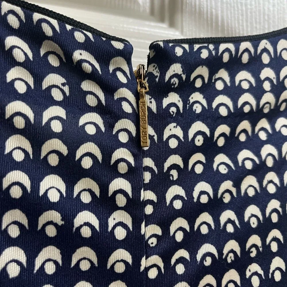Tory Burch 100% Silk Navy Blue and White Geometric Pattern Shift Dress SZ S